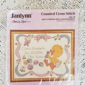 Jan Lynn Suzy's Zoo Counted Cross Stitch